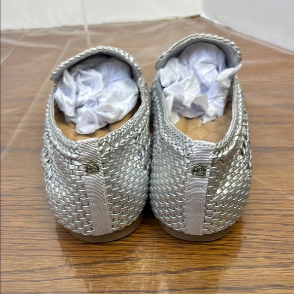 Birdies Silver Flats with Woven Design - Picture 4 of 5
